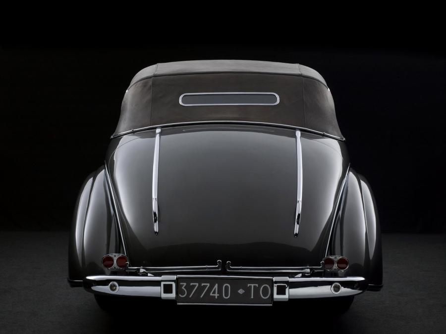  Lancia Astura 4A Serie Cabriolet by Boneschi 1938 года  (фото 5 из 6)